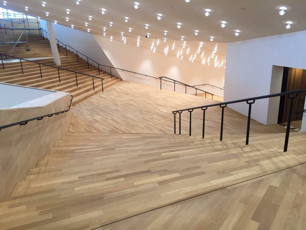 Elbphilharmonie Holzinnenarbeiten